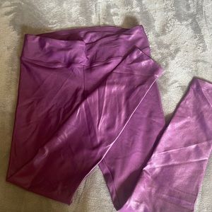 Koral lustrous legging